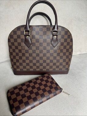 DUO Checkered Brown Dome Satchel with Matching Zip Wallet